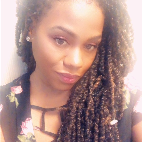 Meet your Posher, Jacquevanda - Picture 3 of 4